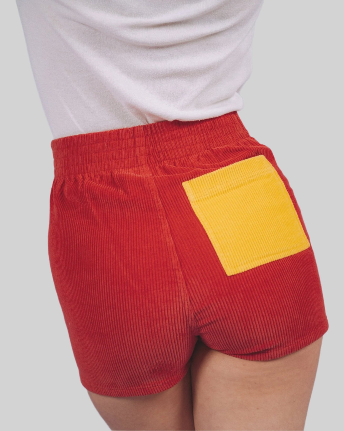 Women's Two-Tone Short