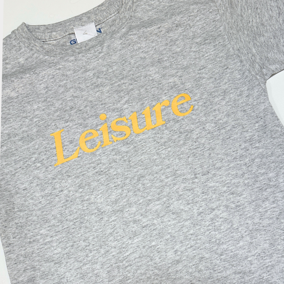 LEISURE TEE - GRAY